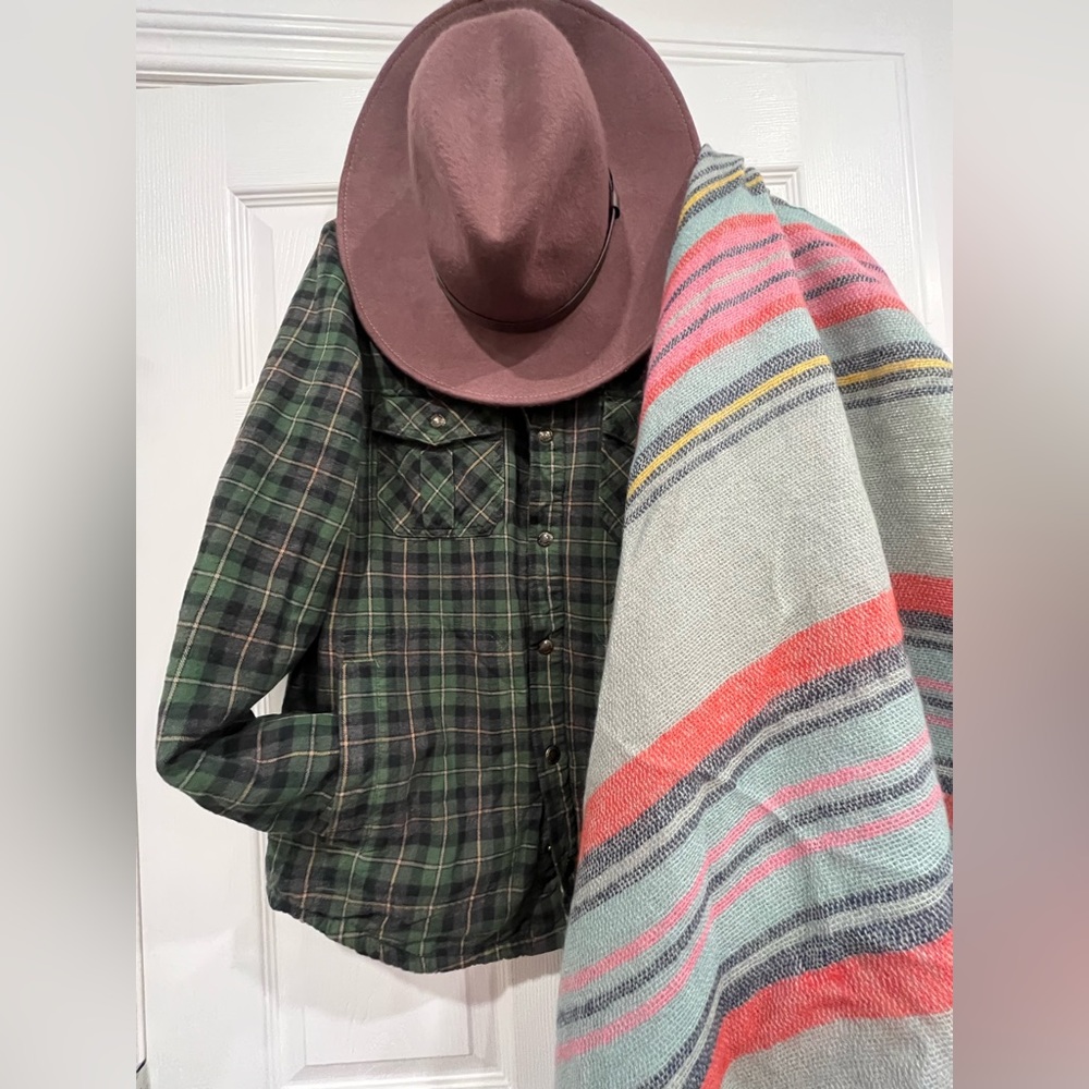 Roots Sherpa lined jacket 🍁